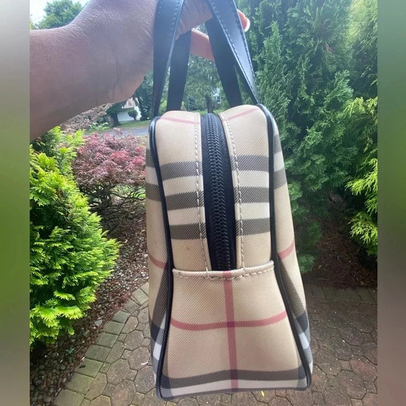 Burberry Novacheck Satchel, Small - Picture 6 of 13